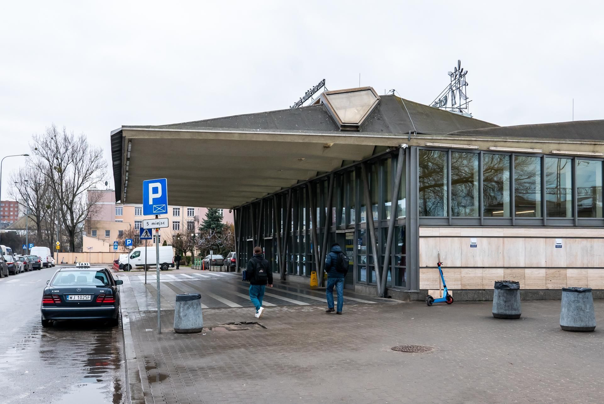  Dworzec Warszawa Wschodnia jak nowy za 3 mld zł.  Wiemy, kiedy mogą ruszyć prace
