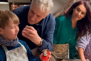 	M jak miłość na planie. Erwin (Andrzej Dopierała), Aleksandra (Małgorzata Pieczyńska), Maja (Laura Jankowska), Szymek (Staś Szczypiński)