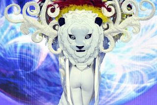 Kobieta słoń, flaming i filiżanka, czyli najdziwniejsze stroje narodowe w wyborach Miss Supranational 2025! [ZDJĘCIA]