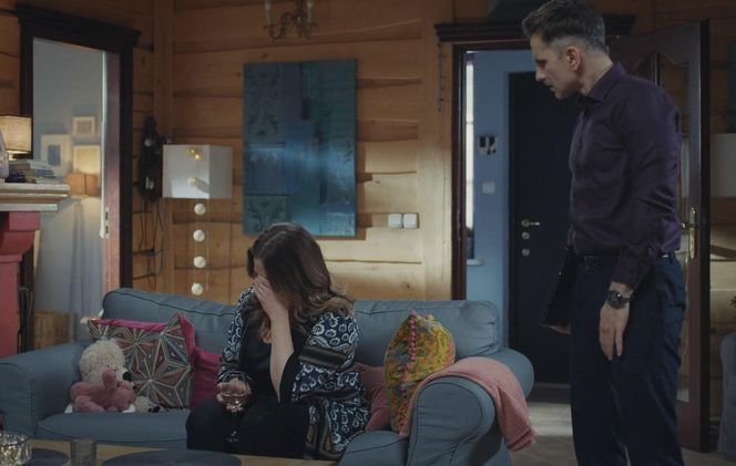 M jak miłość, odcinek 1877: Anita (Melania Grzesiewicz), Kamil (Marcin Bosak)