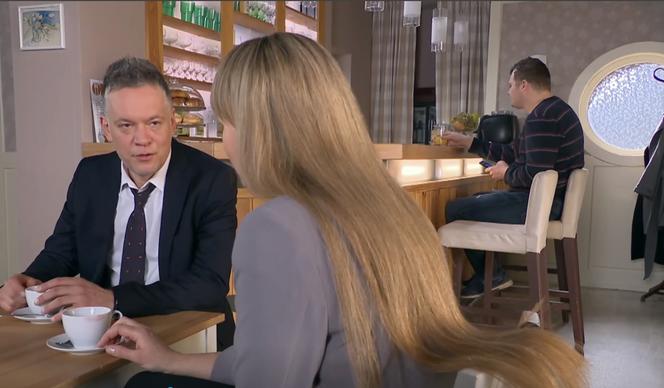 Na Wspólnej, odc. 3474: Ireneusz Kleczewski (Krzysztof Antkowiak), Żaneta (Anna Guzik)