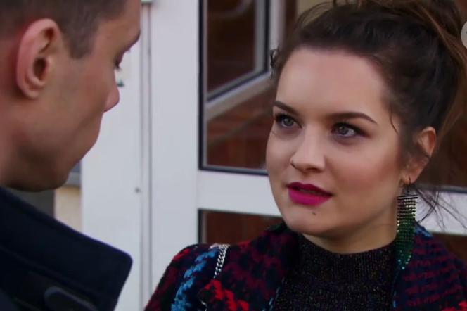 Na Wspólnej odc. 2905. Darek (Michał Mikołajczak), Kasia (Julia Chatys)