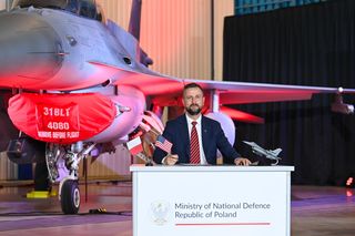 Umowa na modernizację F-16 podpisana