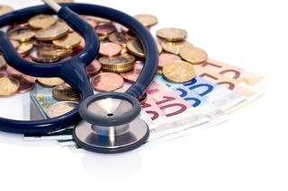 Turystyka medyczna: ile kosztuje leczenie za granicą