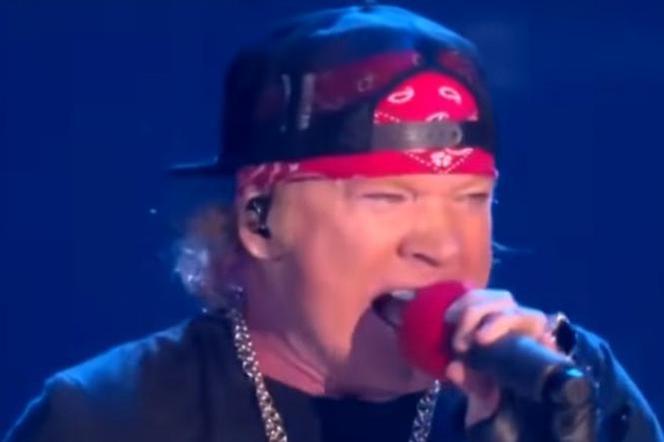 Axl Rose przerwał koncert. Powodem jest ciężka choroba