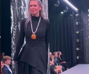 Syn Anny Przybylskiej modelem! Tak Szymon Bieniuk zaprezentował się na wybiegu obok Sworowskiej, Popiel i Kupisza