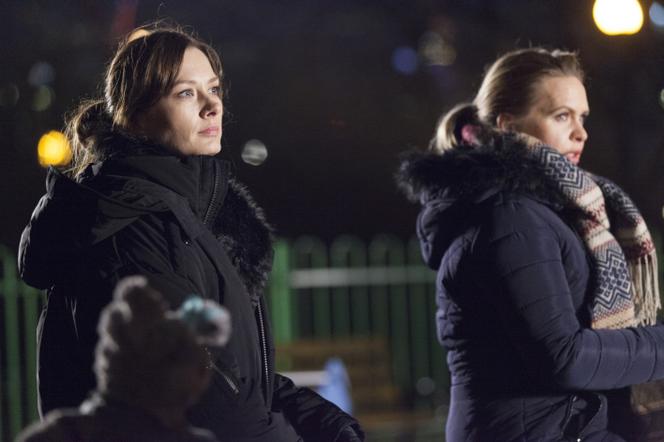 Przyjaciółki odcinek 83, Zuza (Anita Sokołowska), Anka (Magdalena Stużyńska)