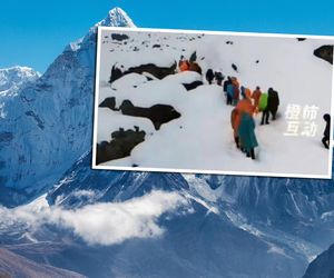 Tysiąc osób uwięzionych na Mount Everest! Wielka akcja ratownicza
