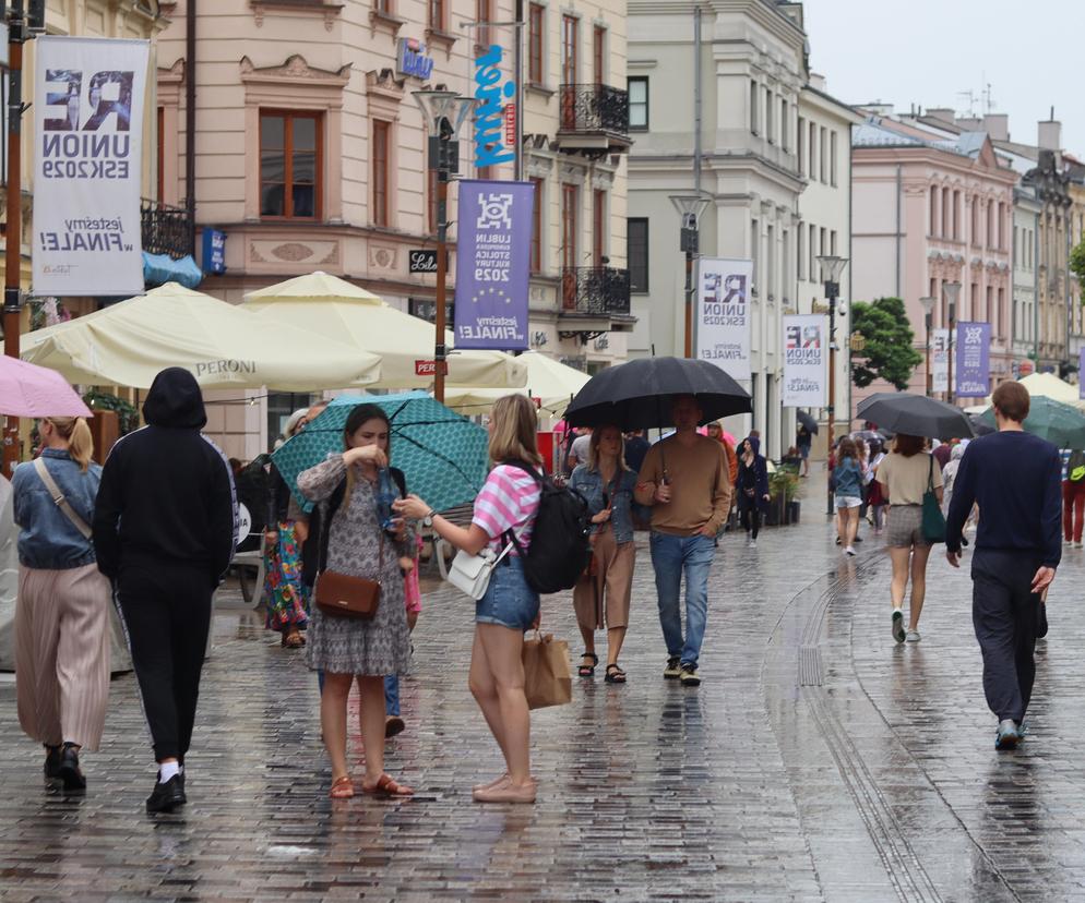 Fatalna pogoda w Lublinie! Miał być upał, a jest zlewa [GALERIA]