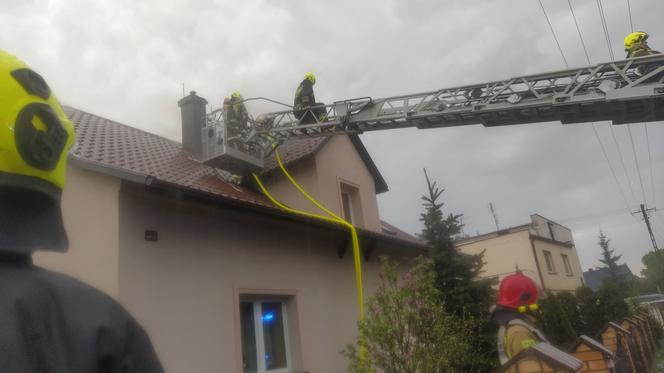 Piorun uderzył w dom jednorodzinny w Dąbczu