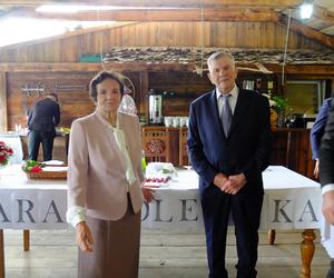 Kamienne Gody pod Janowem Lubelskim. Janina i Marian przeżyli razem 70 lat i chcą jeszcze!