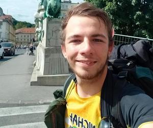 Michał Bradel z Gliwic pieszo chce okrążyć Bałtyk. Startuje 2 czerwca