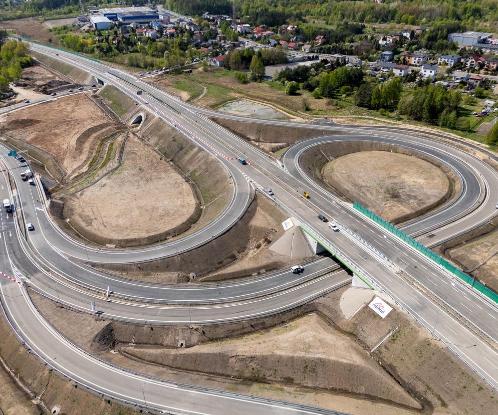 Pierwszy odcinek obwodnicy Poręby i Zawiercia już gotowy