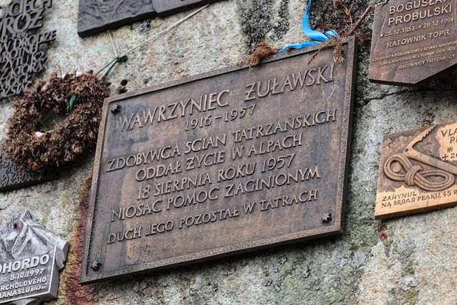 Wyjątkowy cmentarz w Tatrach Wysokich. „Umarłym na pamiątkę, żyjącym ku przestrodze”