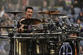 Charlie Benante wrzucił wideo z Dimebagem Darrellem. To był ostatni raz, kiedy go widziałem