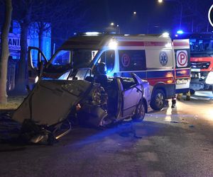 Śmiertelny wypadek z udziałem autobusu i samochodu osobowego przy ulicy Płochocińskiej