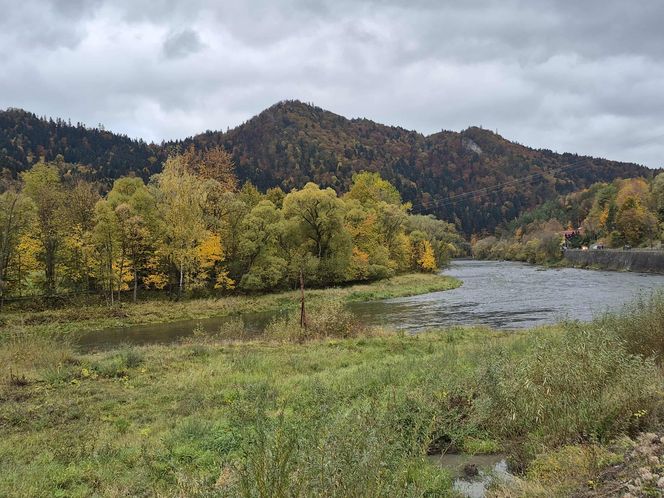 To jedno z najstarszych polskich uzdrowisk najpiękniej wygląda jesienią. Kurowali się w nim Sienkiewicz, Prus, Matejko i Konopnicka