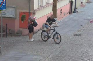 Bydgoszczanie szli jak po swoje, nie przepuścili nawet drzewku. Na koniec łup wrzucili do rzeki