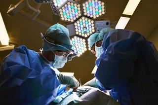 UDSK w Białymstoku będzie przeprowadzać operacje skolioz u dzieci bez usztywnienia kręgosłupa