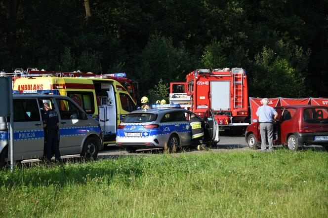 Wypadek pod Olesnem. Trzy osoby z pow. kłobuckiego poszkodowane