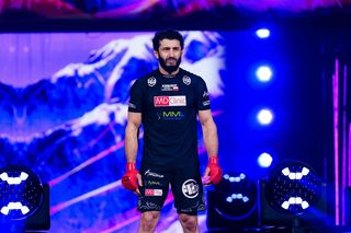 Nie uwierzysz, jak wygląda teraz Mamed Khalidov. Nowe zdjęcie trafiło do sieci, trudno go rozpoznać