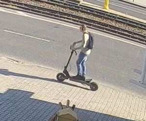 Wypadek w Bydgoszczy. Hulajnogą potrącił 76-latka i uciekł. Senior trafił do szpitala 