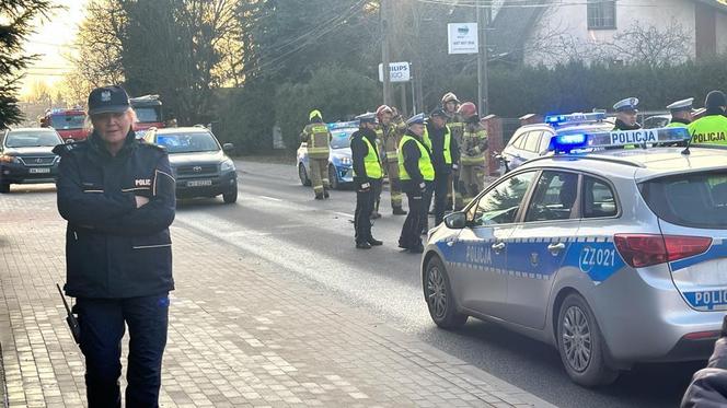 Nieoznakowany radiowóz potrącił 20-latka na hulajnodze. Na miejscu lądował śmigłowiec