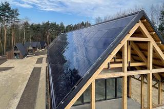 Dach solarny może być wykonany z paneli fotowoltaicznych stanowiących pokrycie