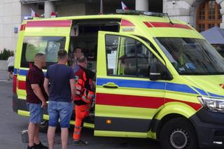 Horror. Atak Gruzinów z nożami w barze w Śródmieściu! Dwie osoby w szpitalu