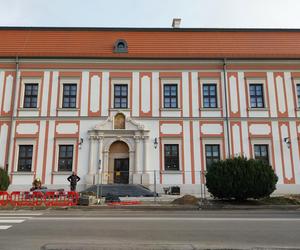 Ekspresowa przeprowadzka. I LO wraca do dawnej siedziby