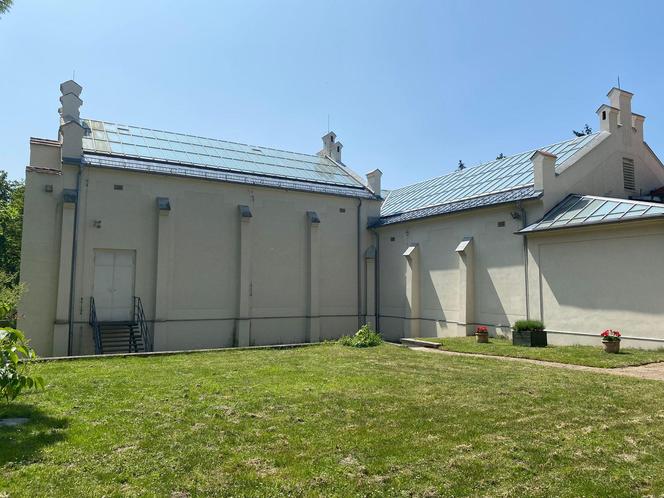 Pałac w Rogalinie zachwyca turystów. Znajduje się 20 kilometrów od Poznania 