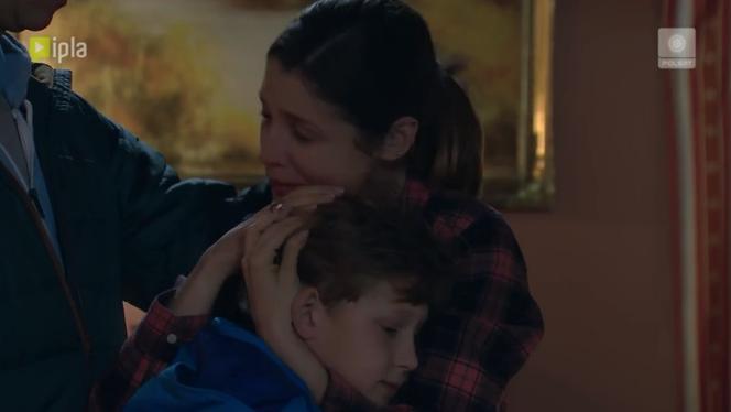Pierwsza miłość odc. 2301. Kinga (Aleksandra Zienkiewicz), Tomek (Oskar Wojciechowski)