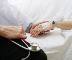  Ostre niedokrwienie jelit może zagrażać życiu. Jak się objawia?