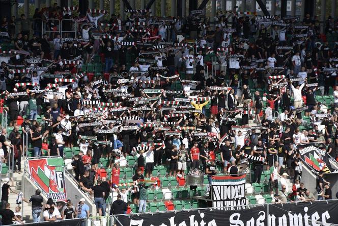 Zagłębie Sosnowiec - Lechia Gdańsk. Szaleństwo na trybunach!