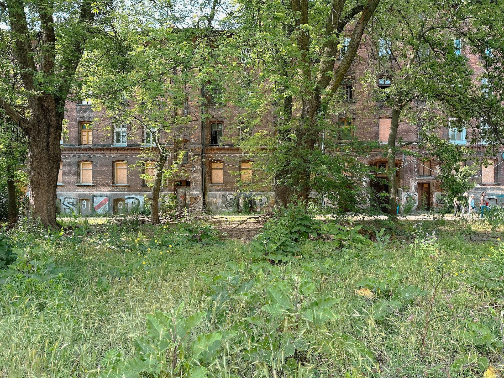 Zabytkowe famuły Izraela Poznańskiego w Łodzi 