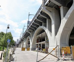 Fatum nad mostem Poniatowskiego. Remont trwa dwa lata, a końca nie widać