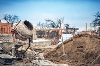 Kruszywa budowlane 2025: Jak kształtują się ceny piasku i żwiru w Polsce?