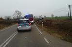 Jasionówka: Audi uderzyło w przepust drogowy. 2 osoby ranne