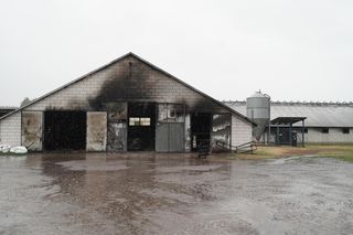 Pożar stodoły i solidarna pomoc rolników