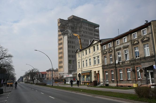 Utrudnienia związane z rozbiórką "Związkowca"