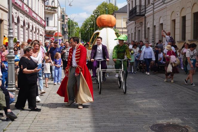 Święto Kielc 2025. Bajkowy korowód z Kopciuszkiem