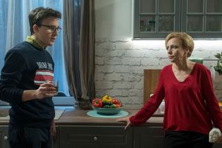 Barwy szczęścia, odc. 2240. Sabina (Barbara Kurzaj), Kajtek (Jakub Dmochowski)	