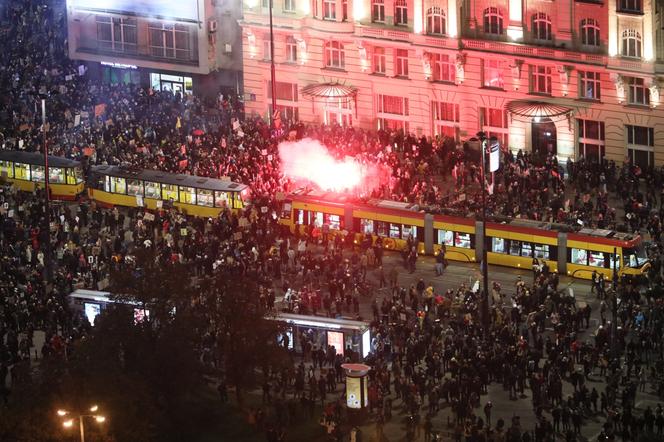 Protest przeciwko zaostrzeniu prawa aborcyjnego w Warszawie