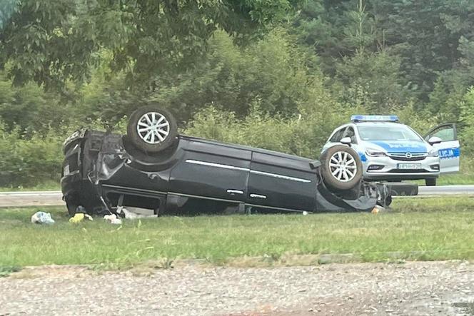 Zderzenie samochodu osobowo z motorowerem pod Sierpcem