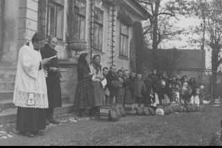 Wielka Sobota w przedwojennej Małopolsce. Tak niegdyś wyglądało święcenie pokarmów