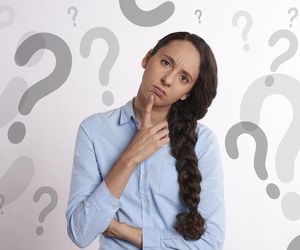  QUIZ. Te przysłowia zna każdy! Ale czy na pewno? Trochę je przekręciliśmy, zgadniesz poprawną formę? 
