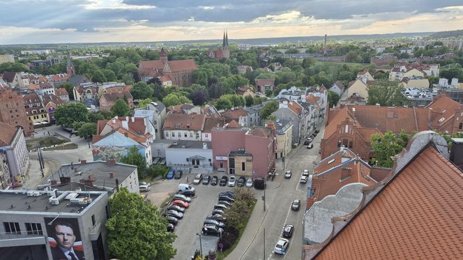 Olsztyn z lotu ptaka. Tak wygląda miasto z wieży ratuszowej