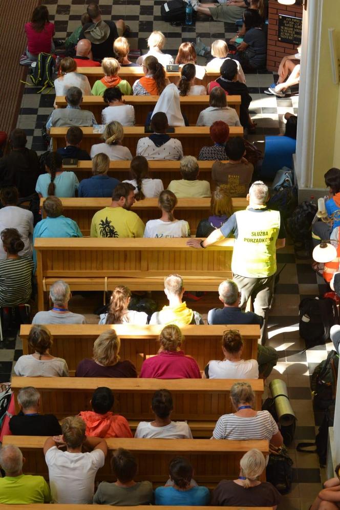 Zmęczeni, ale duchowo mocni. Lubelscy pątnicy mają przed sobą ostatnie 17 km by dotrzeć na Jasną Górę! ZDJĘCIA