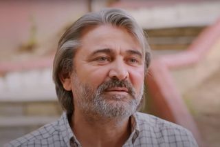 Levent oświadcza się Sili na oczach Kuzeya.