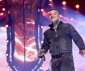 Artysta zagrał prywatny koncert pod domem fanki!